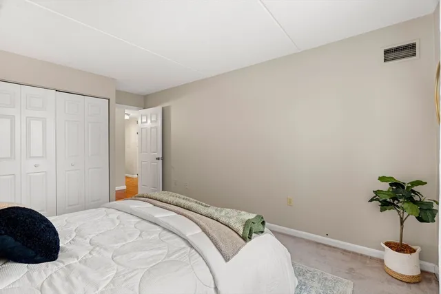 $399,000 | 100 Ledgewood Drive, Unit 117, Stoneham, MA 02180