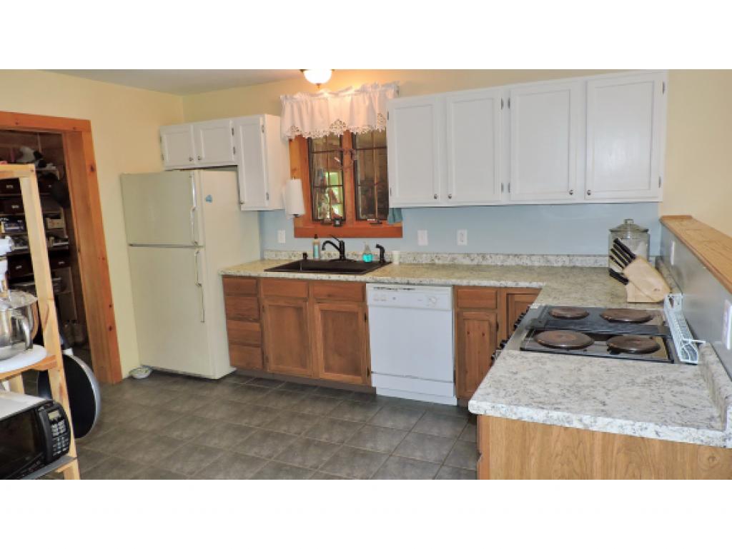 162 Winslow Road Weare, NH 03281 - Photo 9 of 27
