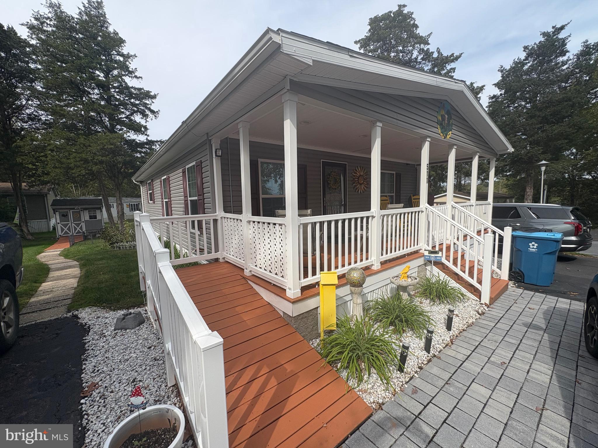 511 Maple Drive Green Lane, PA 18054 - Photo 2 of 21