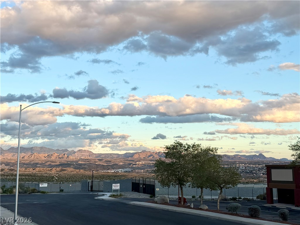 1641 Esquina Street Laughlin, NV 89029 - Photo 3 of 17