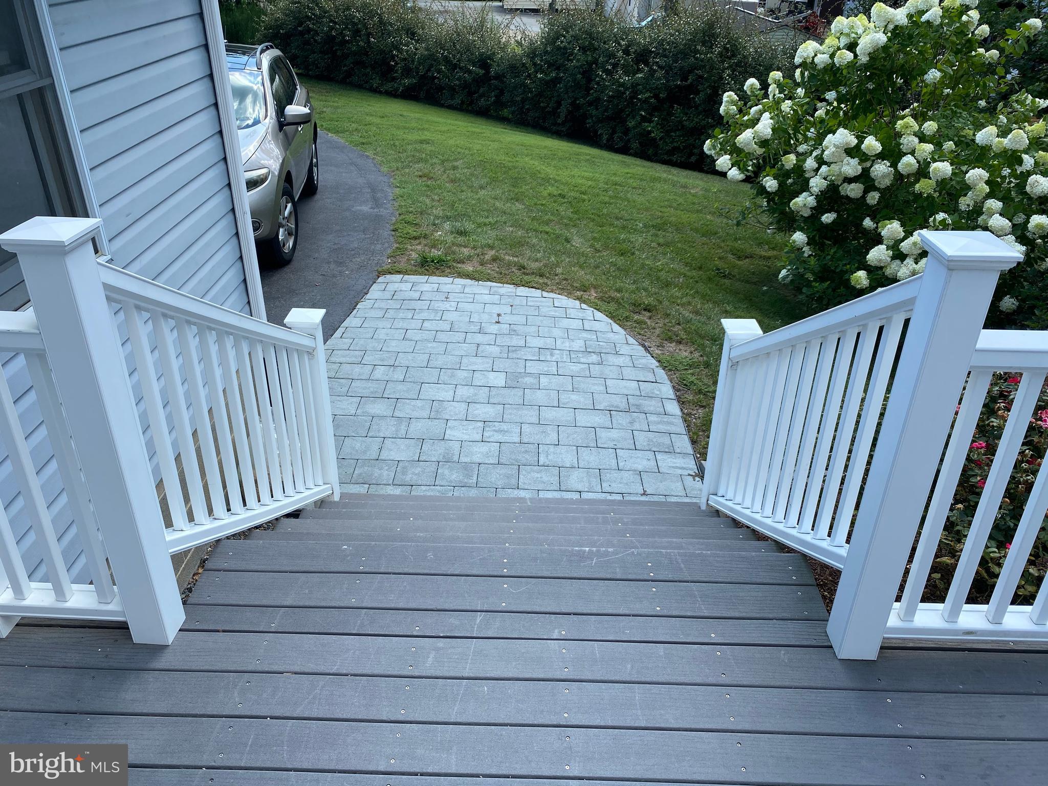 42471 Riva Ridge Drive Hollywood, MD 20636 - Photo 35 of 41 Deck stairs