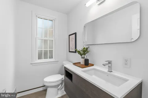 $1,195,000 | 320 Laverne Avenue, Alexandria, VA 22305