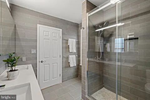 $1,195,000 | 320 Laverne Avenue, Alexandria, VA 22305