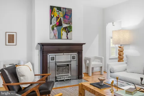 $1,195,000 | 320 Laverne Avenue, Alexandria, VA 22305
