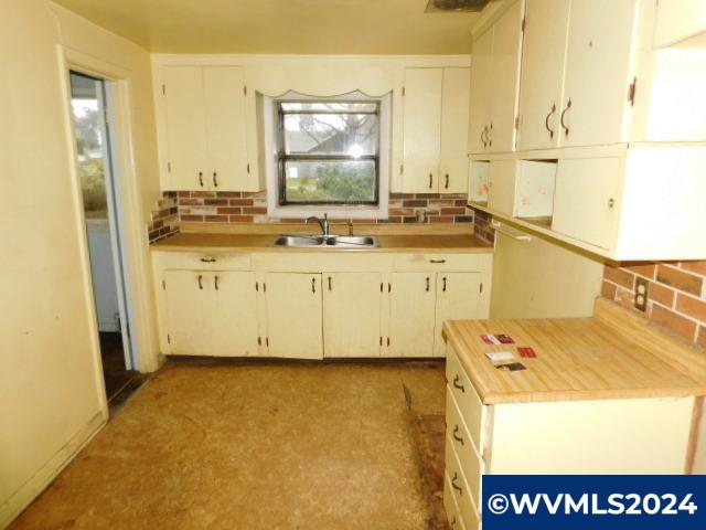 4187 Macleay Road Southeast Salem, OR 97317 - Photo 14 of 20 Gallery Image 14