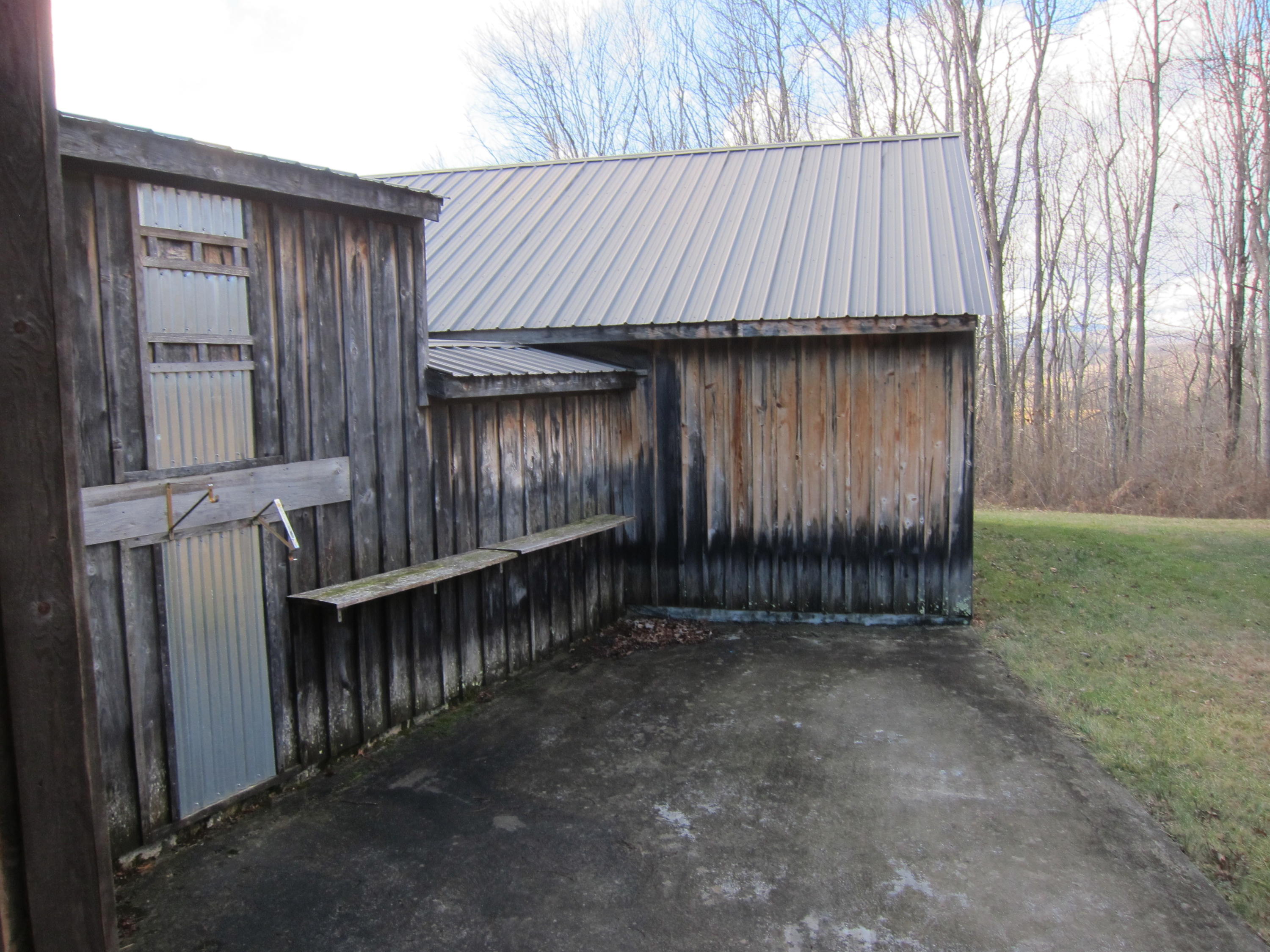 3905 Grassy Meadows Road Alderson, WV 24910 - Photo 3 of 26 Gallery Image 3