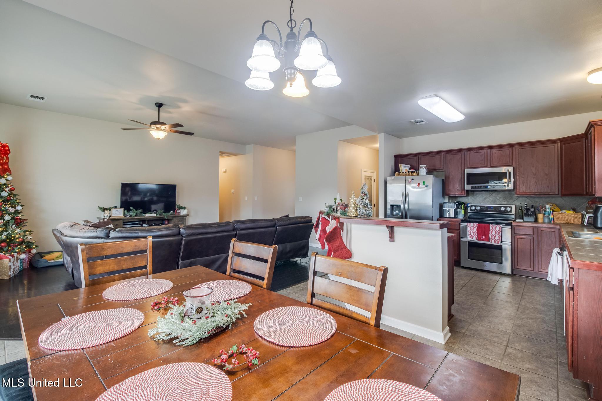 16951 Acron Street Gulfport, MS 39503 - Photo 6 of 20 6