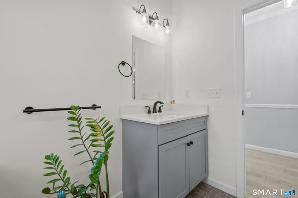 $435,000 | 8 Grace Lane, Unit 8, Moosup, CT 06354