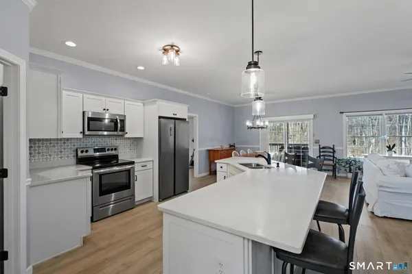 $435,000 | 8 Grace Lane, Unit 8, Moosup, CT 06354