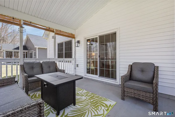 $435,000 | 8 Grace Lane, Unit 8, Moosup, CT 06354