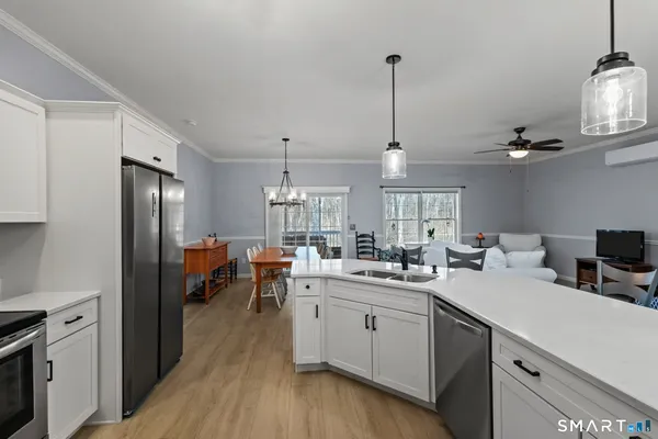 $435,000 | 8 Grace Lane, Unit 8, Moosup, CT 06354