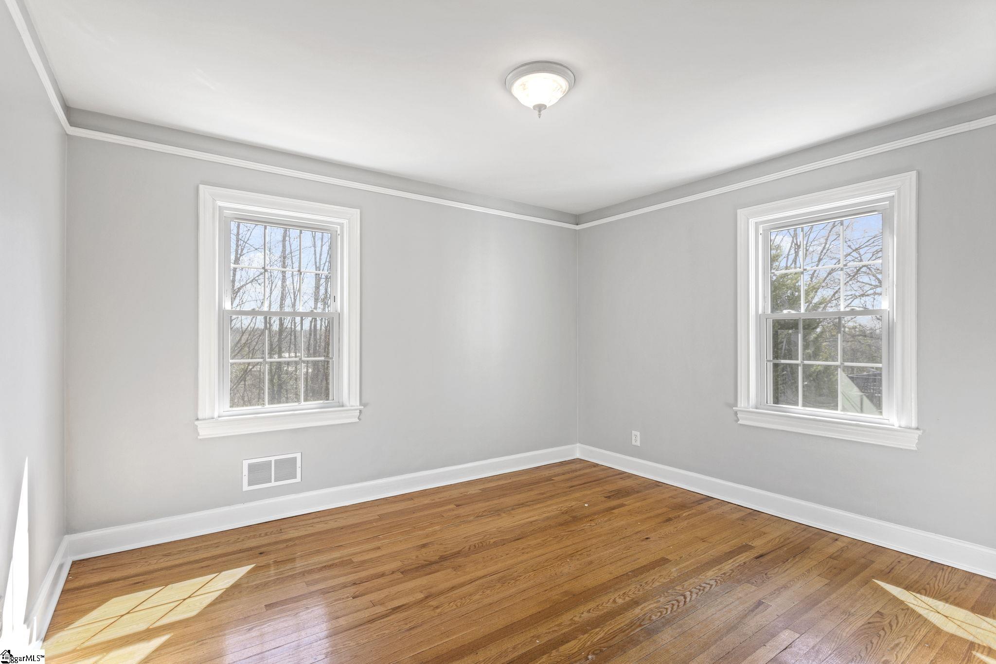 110 Ridgecrest Drive Greenville, SC 29609 - Photo 17 of 45 Gallery Image 17