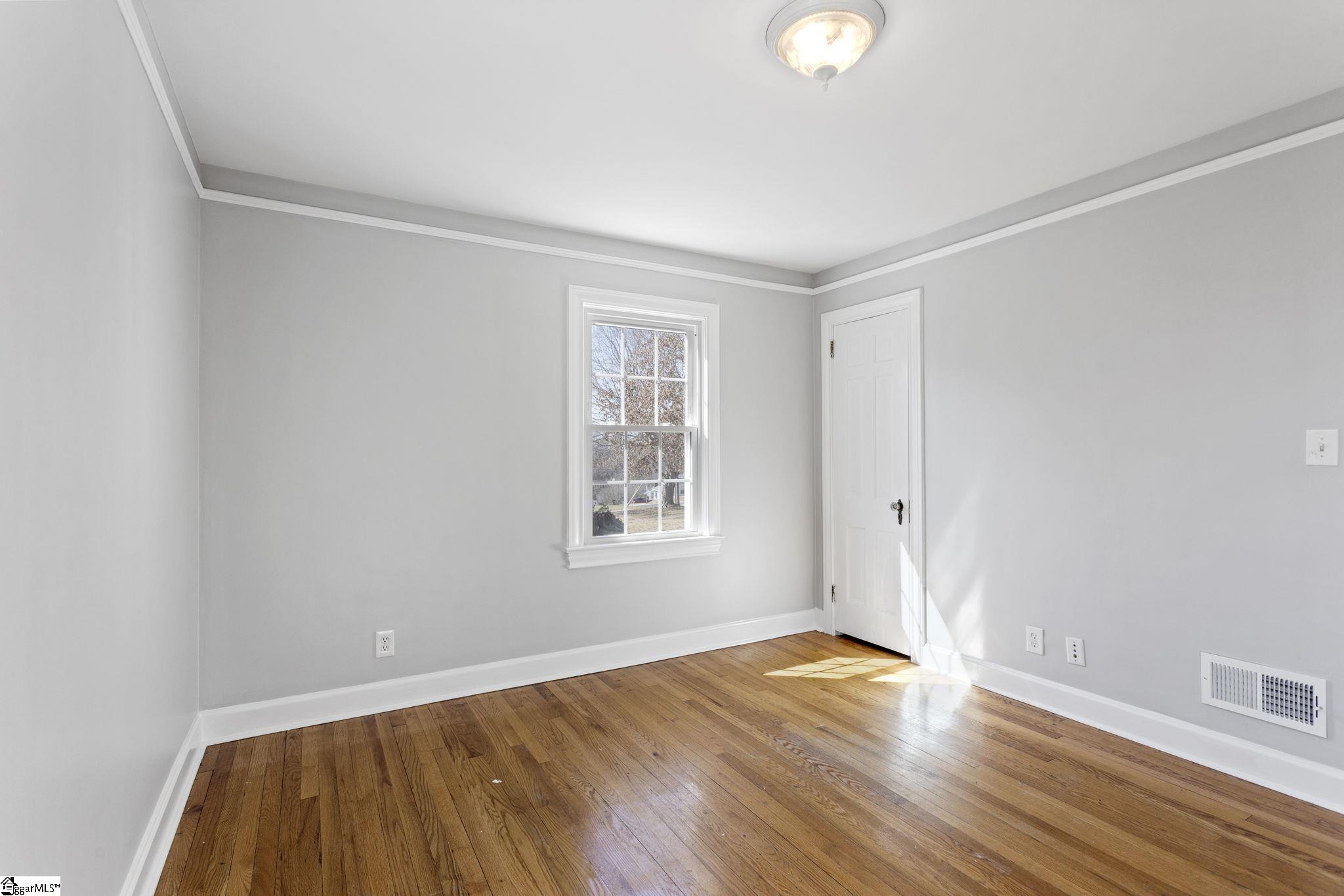 110 Ridgecrest Drive Greenville, SC 29609 - Photo 18 of 45 Gallery Image 18