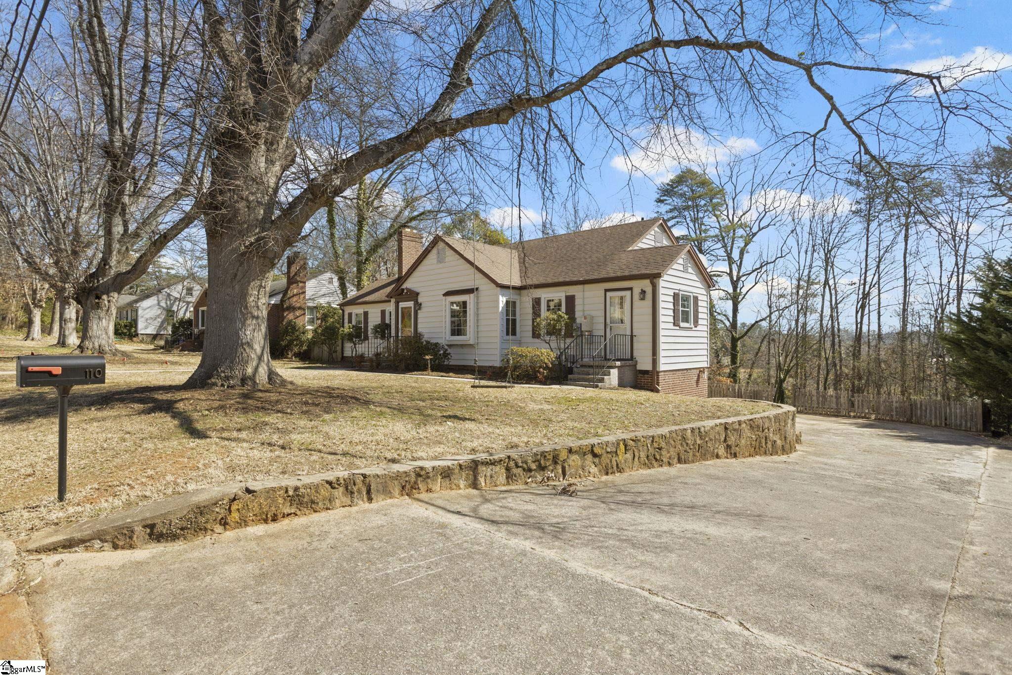 110 Ridgecrest Drive Greenville, SC 29609 - Photo 2 of 45 Gallery Image 2
