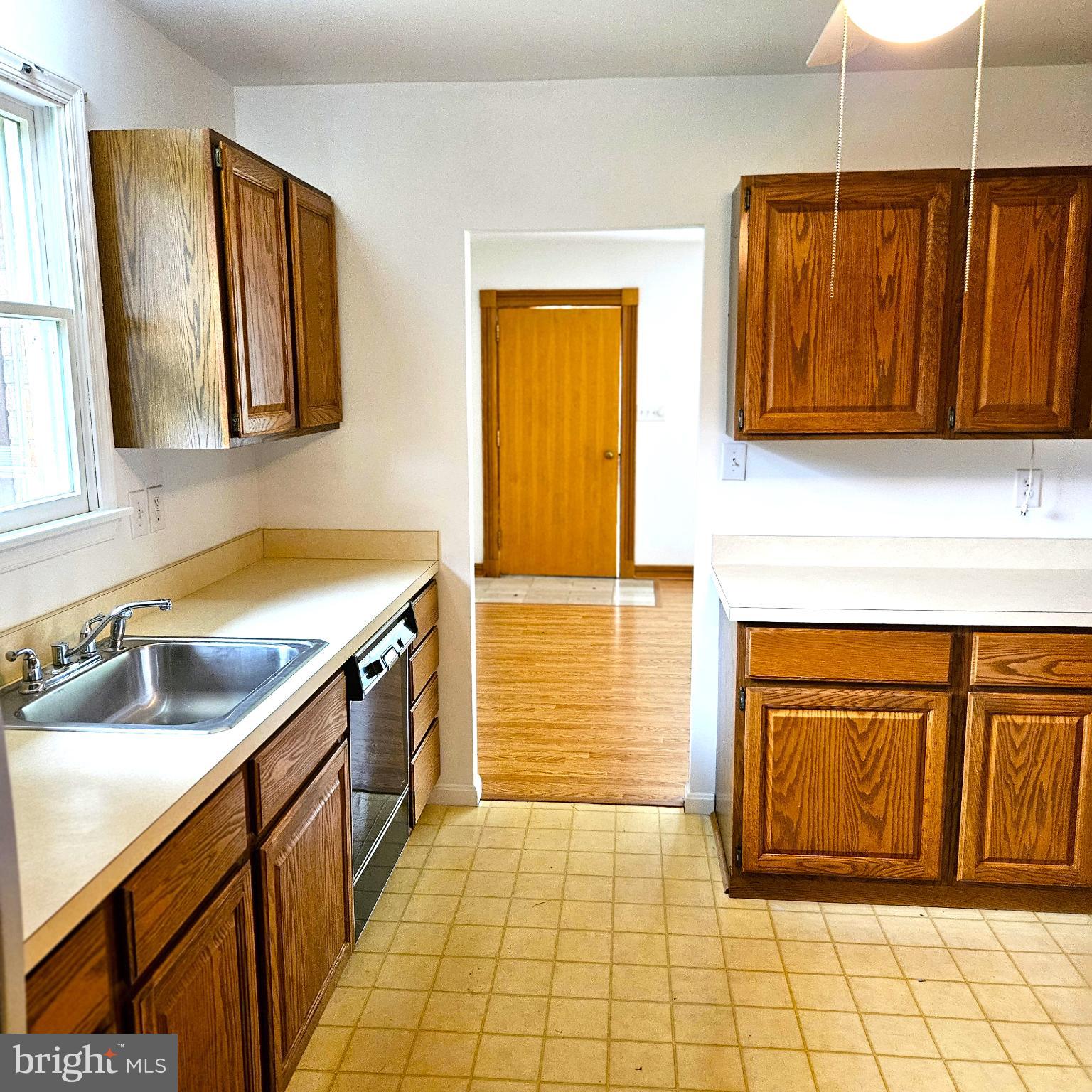 7 Skyline Lane Washington, VA 22747 - Photo 22 of 42 a bathroom with a sink a vanity and a mirror