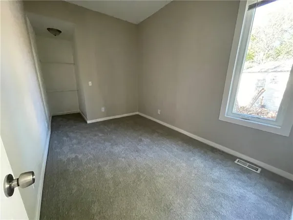 $185,000 | 1002 North 9th Street, St. Joseph, MO 64501