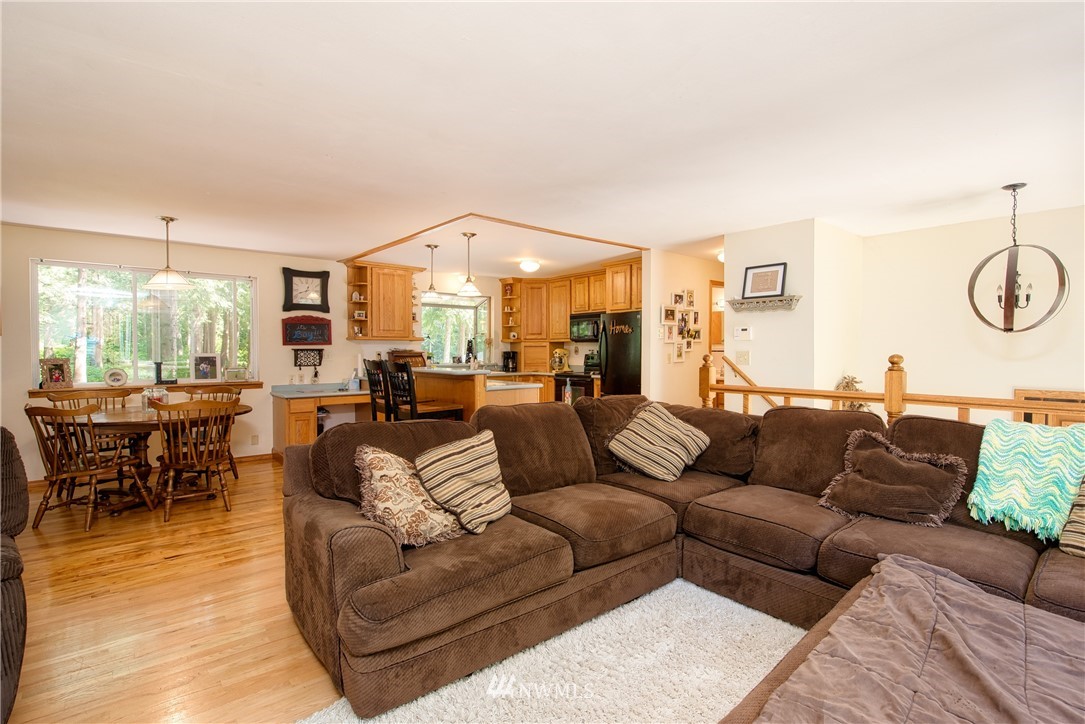 18091 Wood Road Bow, WA 98232 - Photo 2 of 25 Gallery Image 2
