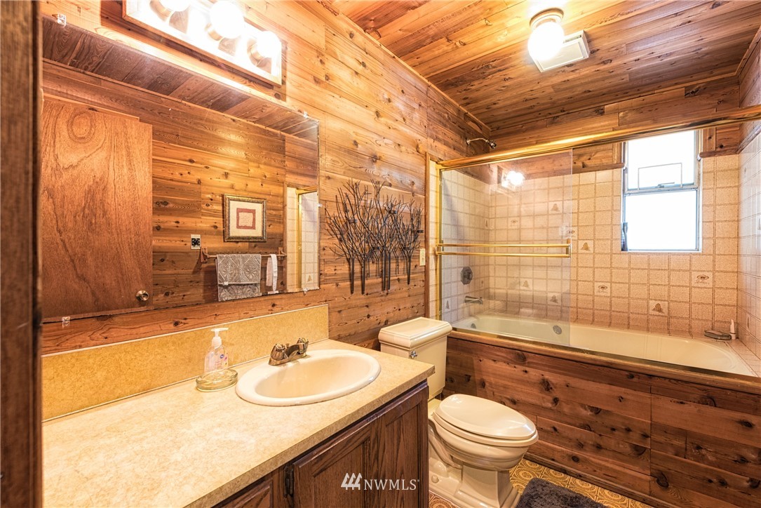 18091 Wood Road Bow, WA 98232 - Photo 14 of 25 Gallery Image 14