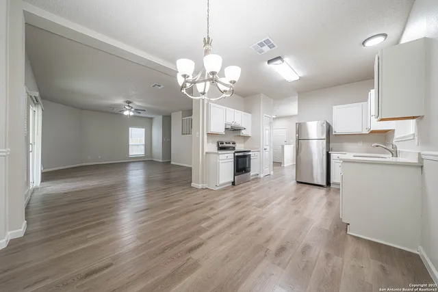 $305,000 | 4803 Aspen, San Antonio, TX 78217