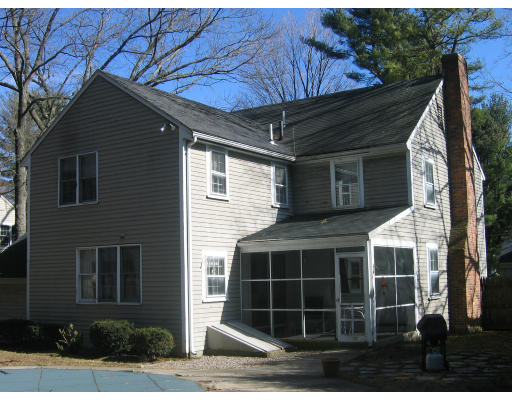 19 Princeton Road Wellesley, MA 02482 - Photo 2 of 8