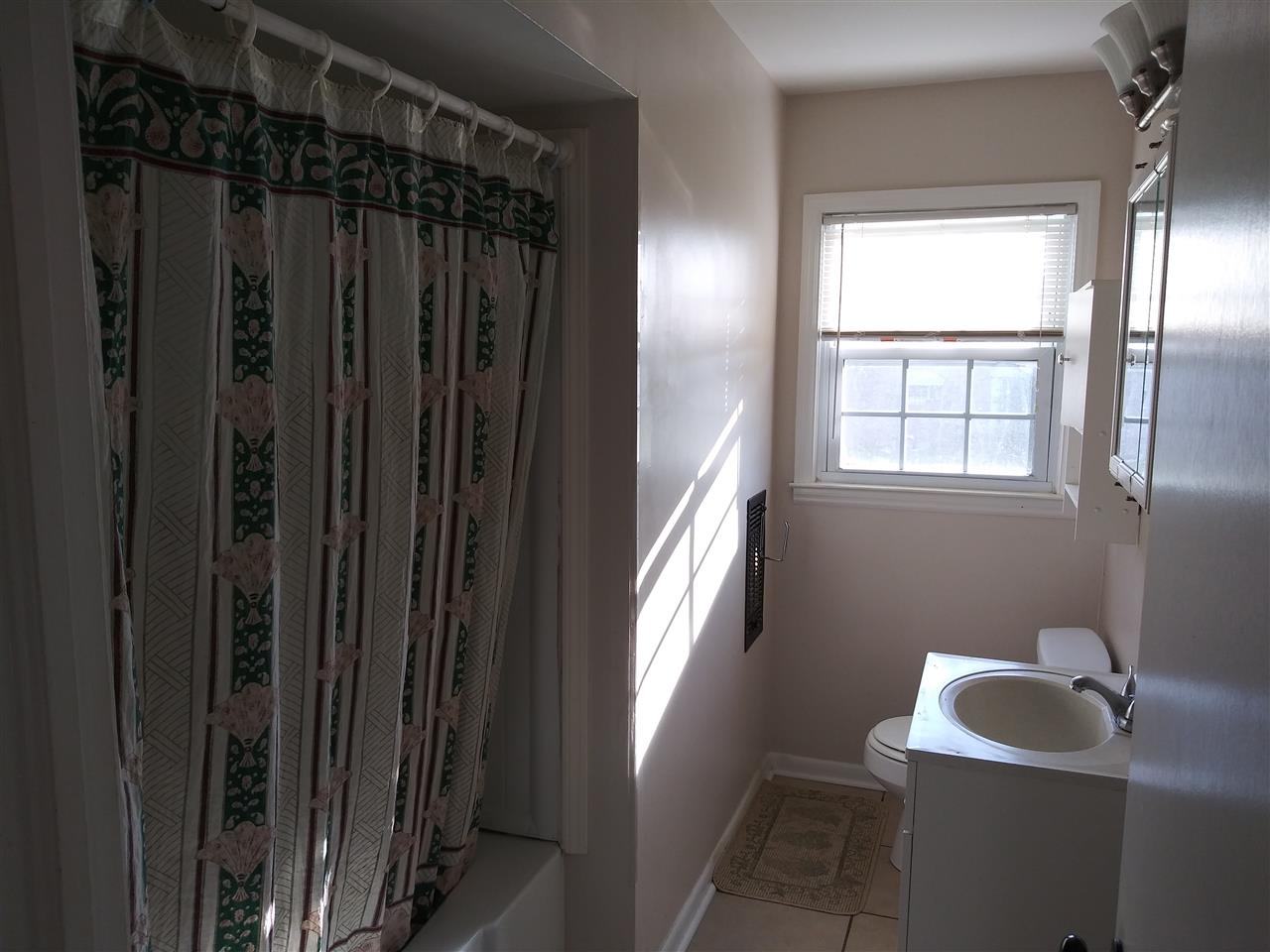 225 Floyd Road Spartanburg, SC 29303 - Photo 7 of 8
