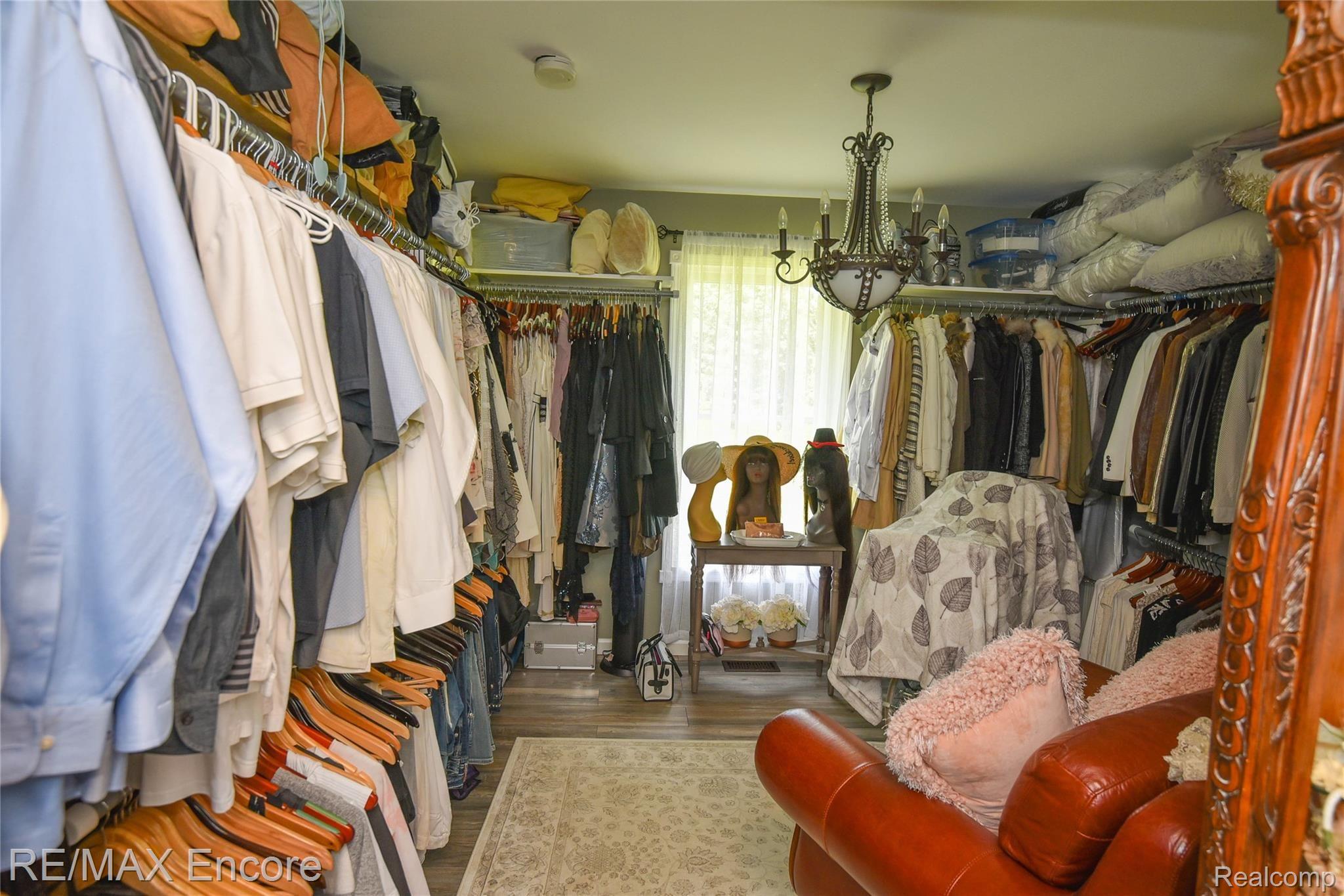 6274 Washburn Road Goodrich, MI 48438 - Photo 58 of 96 Master Bedroom Closet.jpg