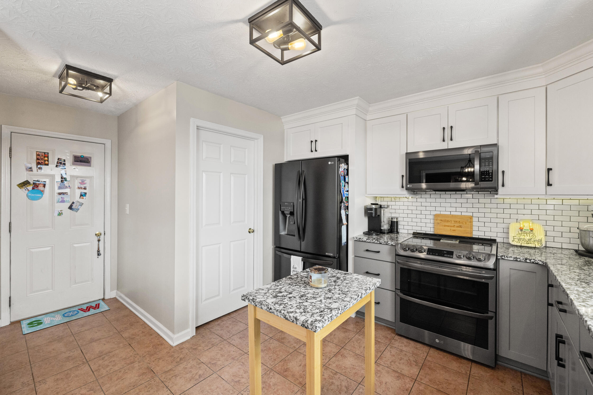 1284 Greendale Road Lexington, KY 40511 - Photo 12 of 30 15_1h4a9605