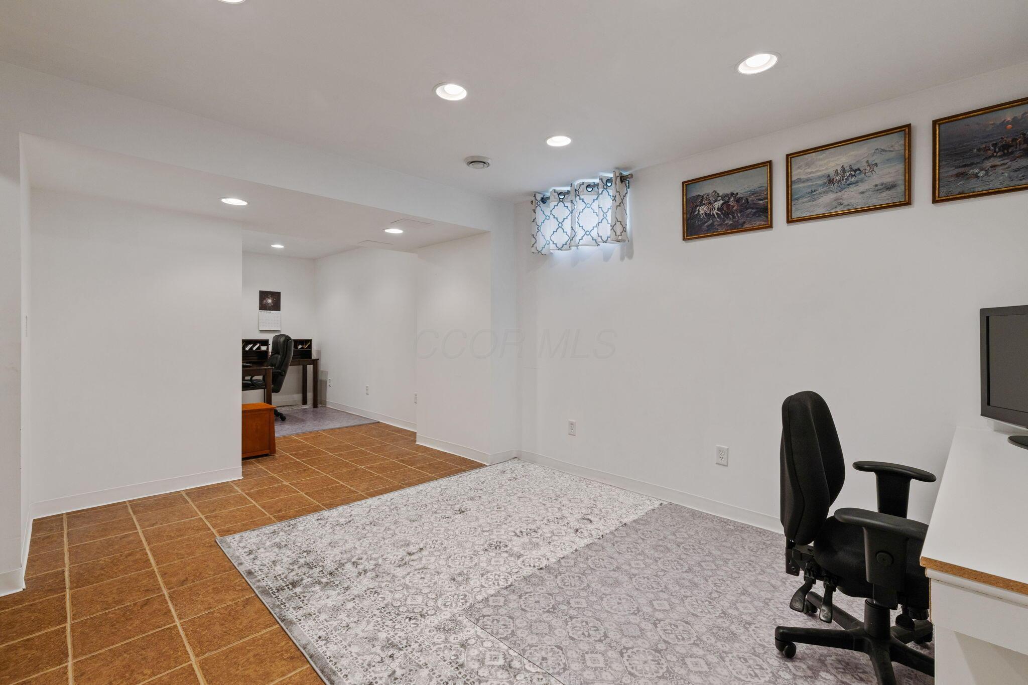 279 Holder Road Baltimore, OH 43105 - Photo 54 of 60 LL Den-Office - 279 Holder Road, Baltimore, OH 43105