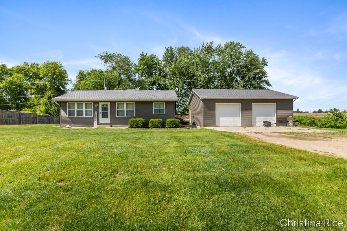 5810 West Sidney Road Sidney, MI 48885 - Photo 1 of 32 5810-West-Sidney_001