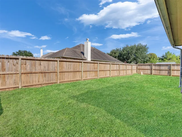$2,250 | 2306 Diamond Springs Drive, Pearland, TX 77584