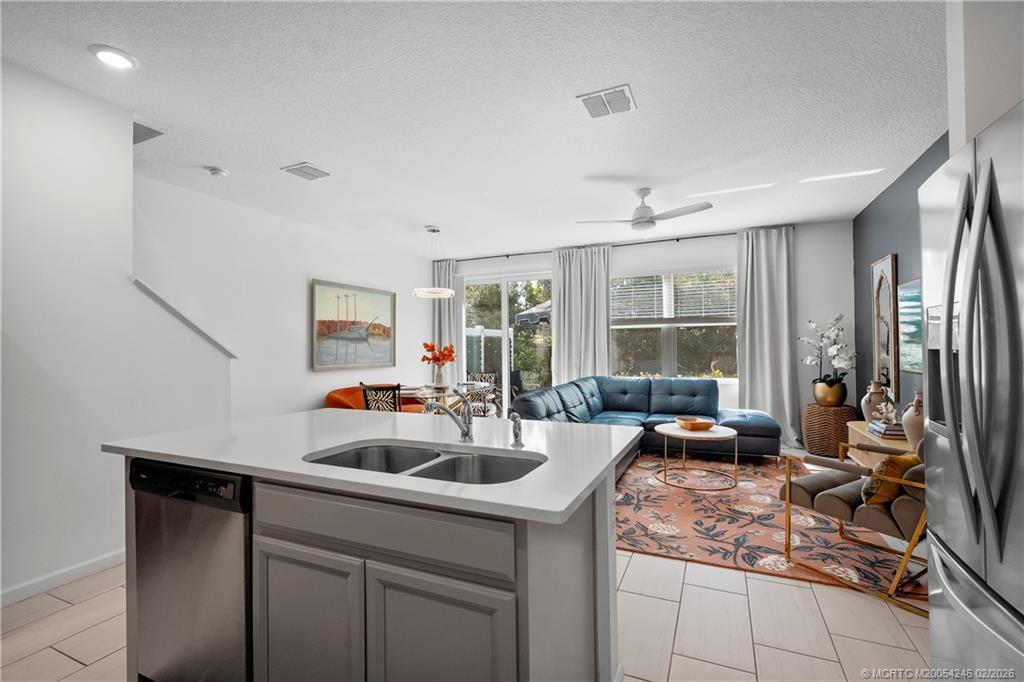 380 Southeast Sea Hunt Way Stuart, FL 34994 - Photo 11 of 44