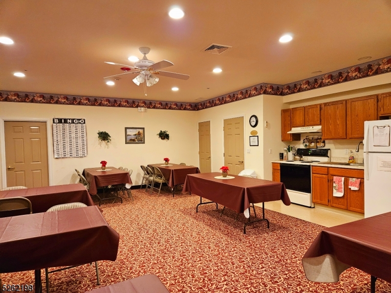 9310 Richmond Road, Unit 310 West Milford, NJ 07480 - Photo 15 of 21