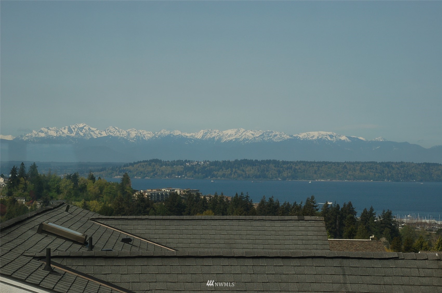 831 Pine Street Edmonds, WA 98020 - Photo 35 of 35 a view of lake view and mountain view