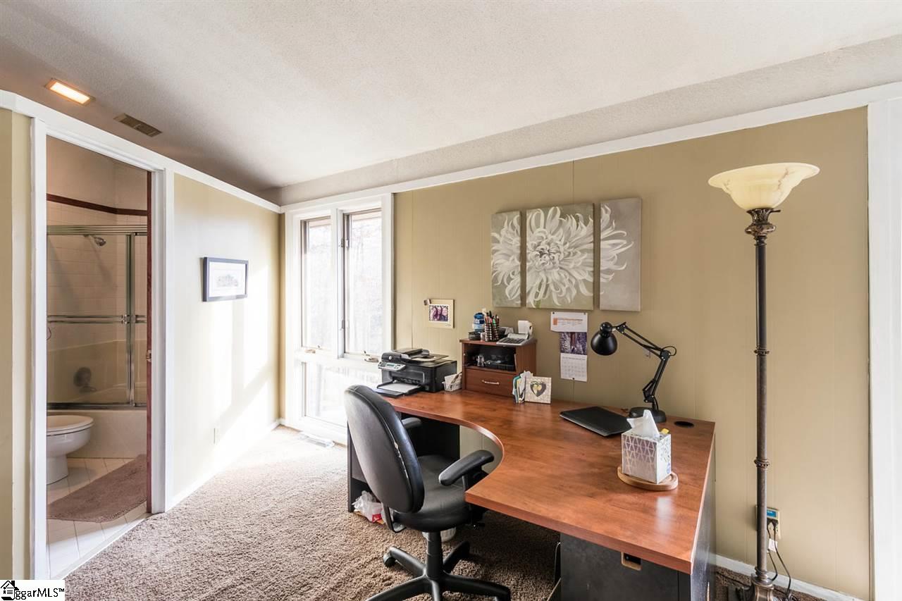 436 Henderson Road Greenville, SC 29607 - Photo 13 of 27