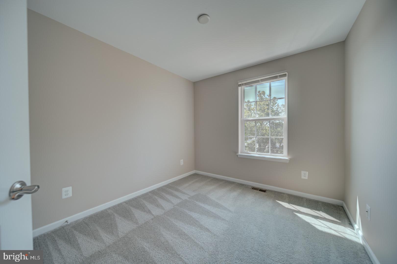 2714 Pinebrook Road Hyattsville, MD 20785 - Photo 25 of 33