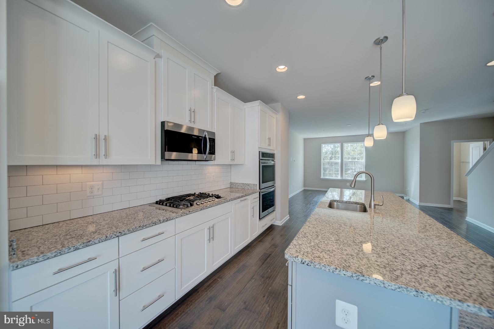 2714 Pinebrook Road Hyattsville, MD 20785 - Photo 8 of 33