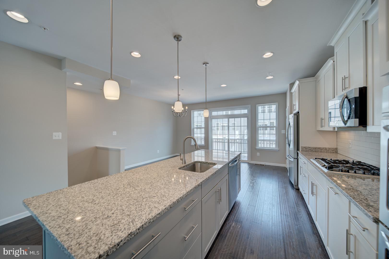 2714 Pinebrook Road Landover, MD 20785 - Photo 9 of 33