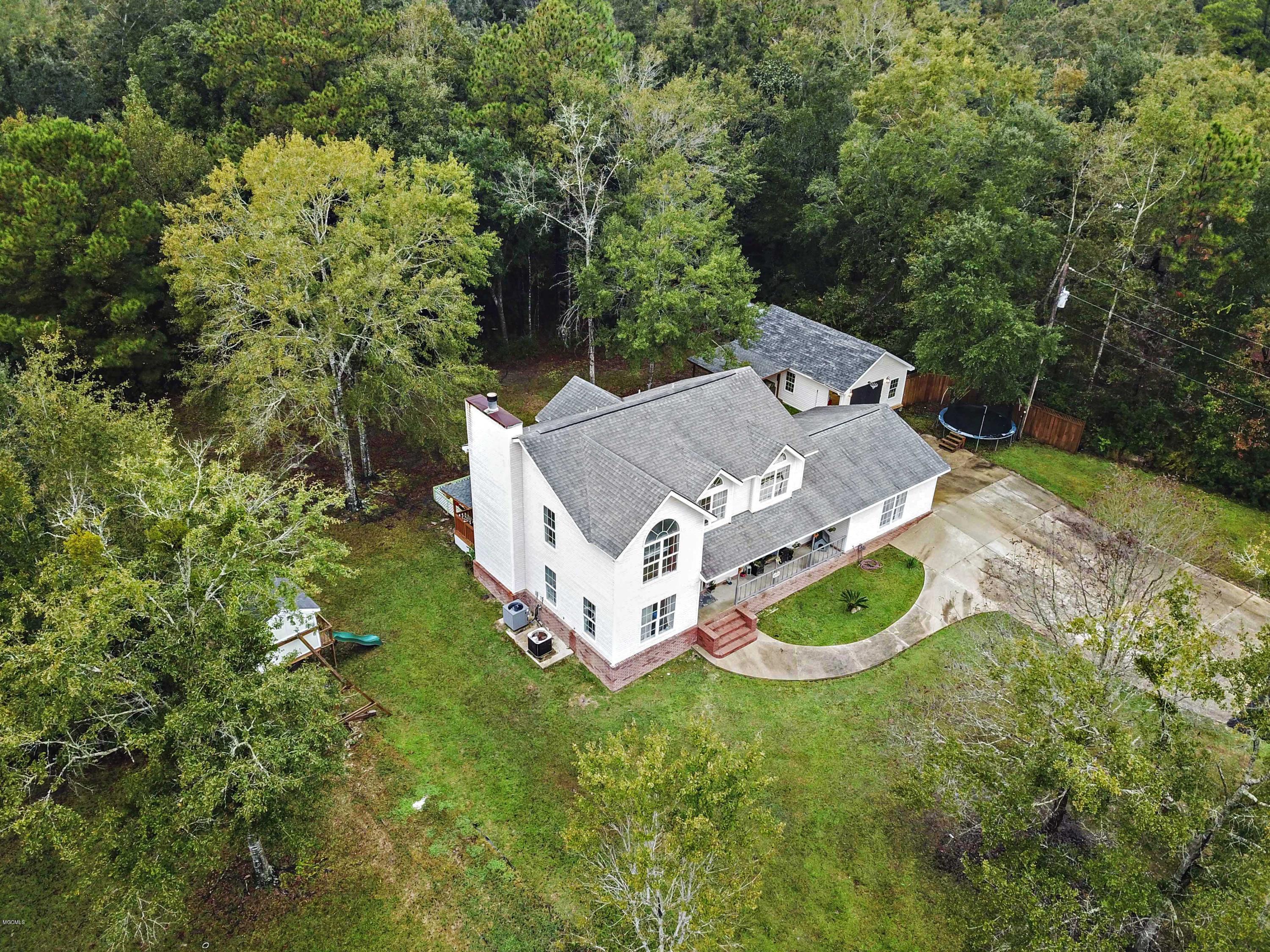 13061 Jim Byrd Road Biloxi, MS 39532 - Photo 38 of 44 028