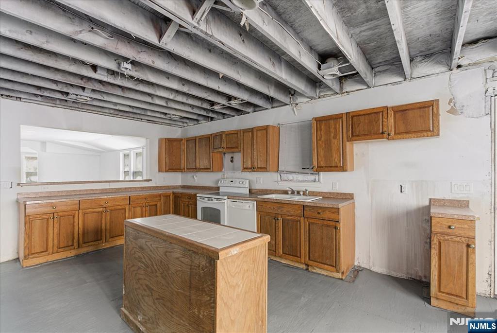 1836 Clinton Road West Milford, NJ 07421 - Photo 13 of 39