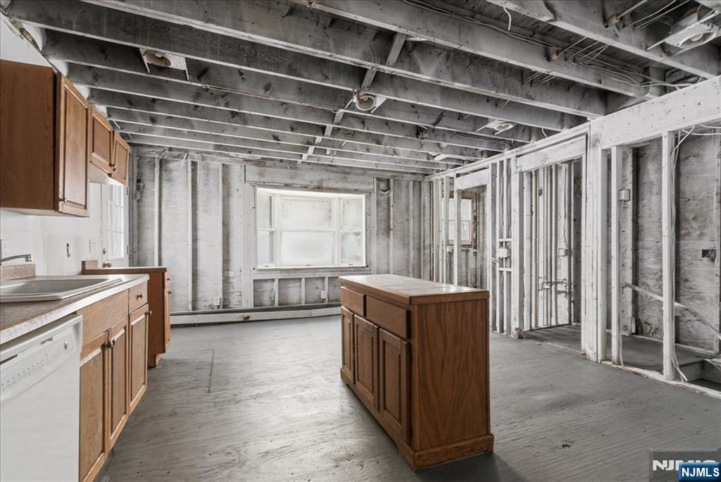 1836 Clinton Road West Milford, NJ 07421 - Photo 10 of 39