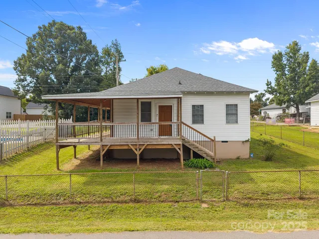 $250,000 | 716 A Street, Bessemer City, NC 28016