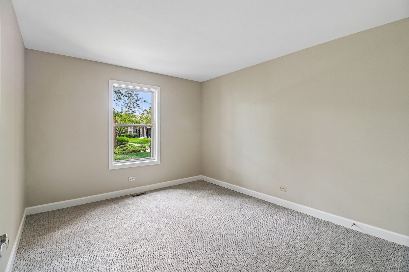 1336 McDowell Road, Unit 104 Naperville, IL 60563 - Photo 19 of 24
