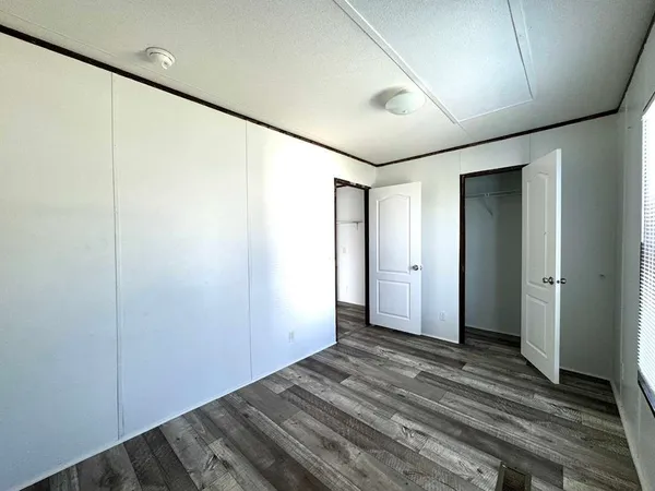 $1,400 | 16206 Wood Drive, Channelview, TX 77530
