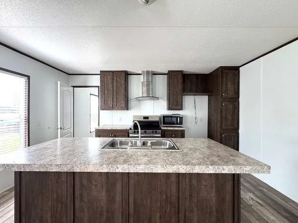 $1,400 | 16206 Wood Drive, Channelview, TX 77530