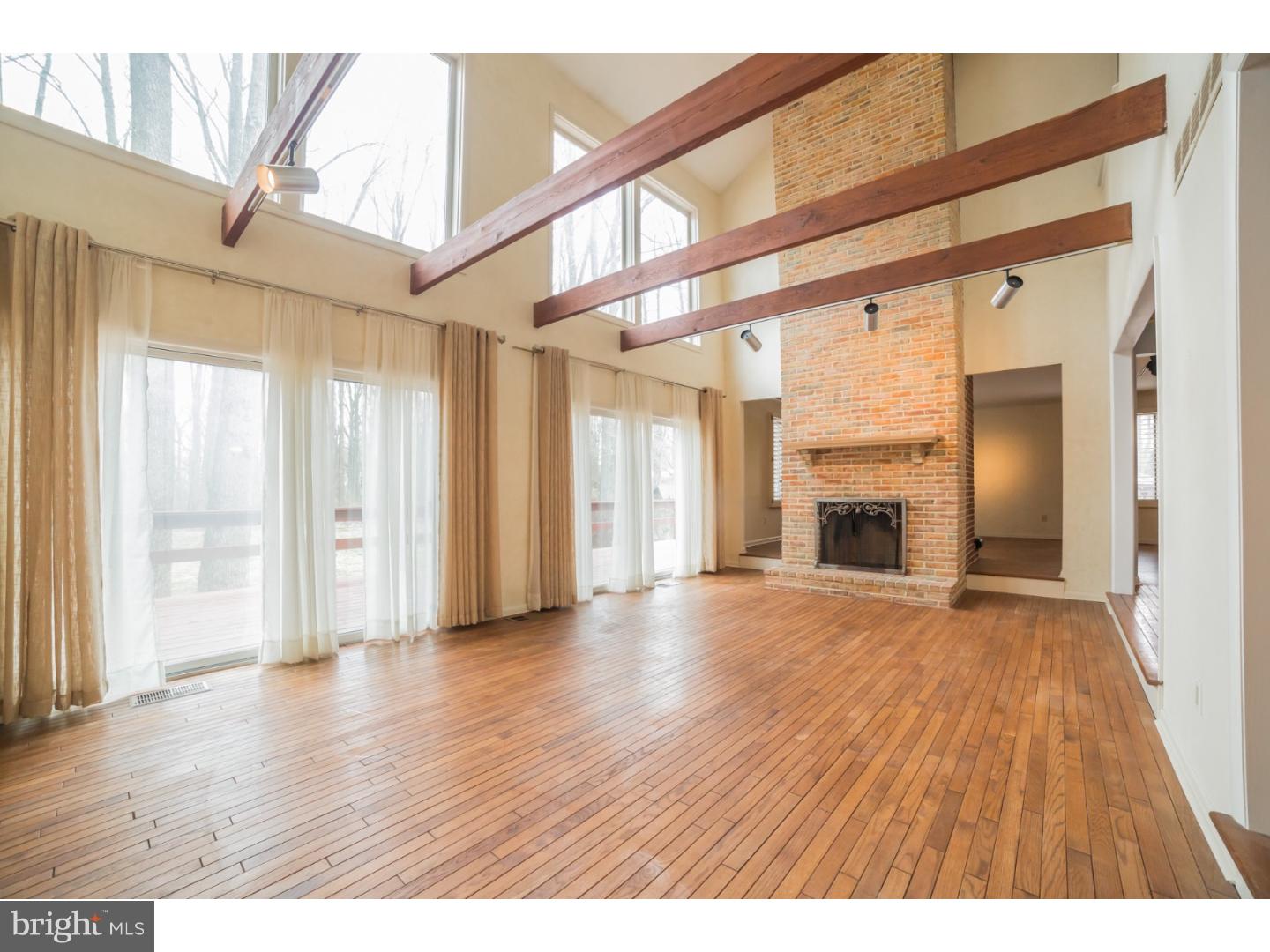 645 Harts Ridge Road Conshohocken, PA 19428 - Photo 3 of 16 Gallery Image 3