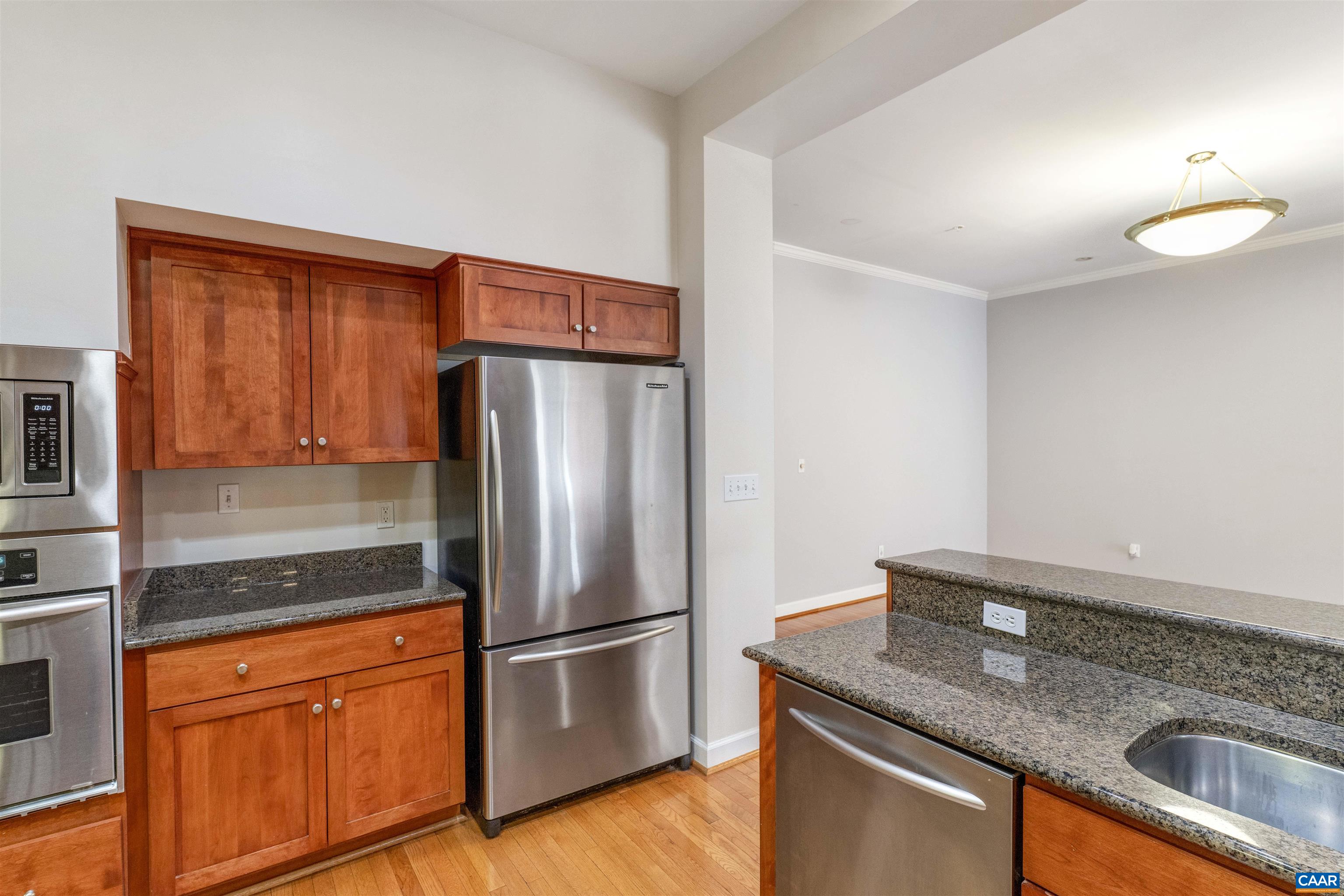 112 5th Street Southeast, Unit 3D RENTAL Charlottesville, VA 22902 - Photo 13 of 33