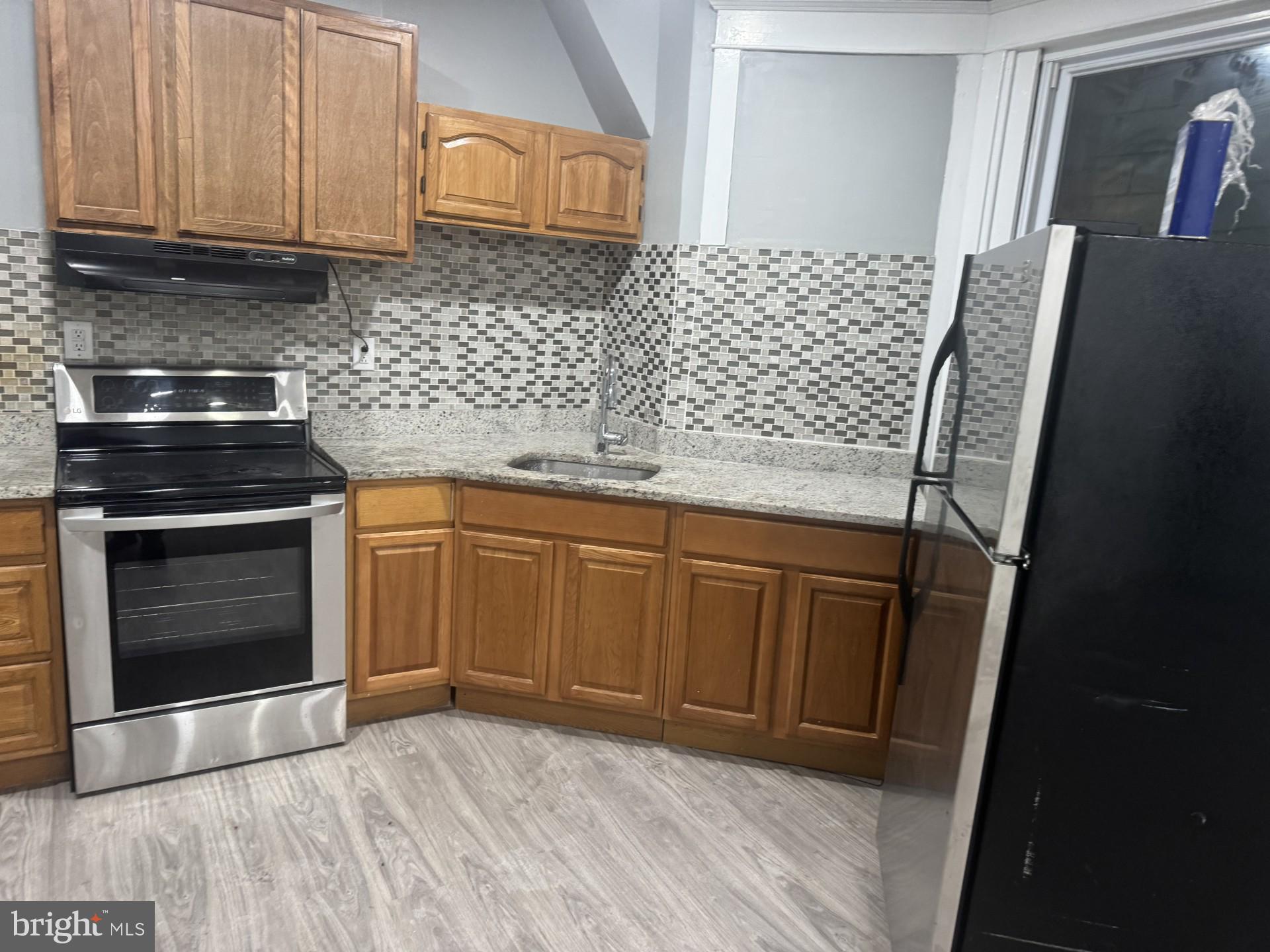 11 South White Street Shenandoah, PA 17976 - Photo 2 of 8 Kitchen