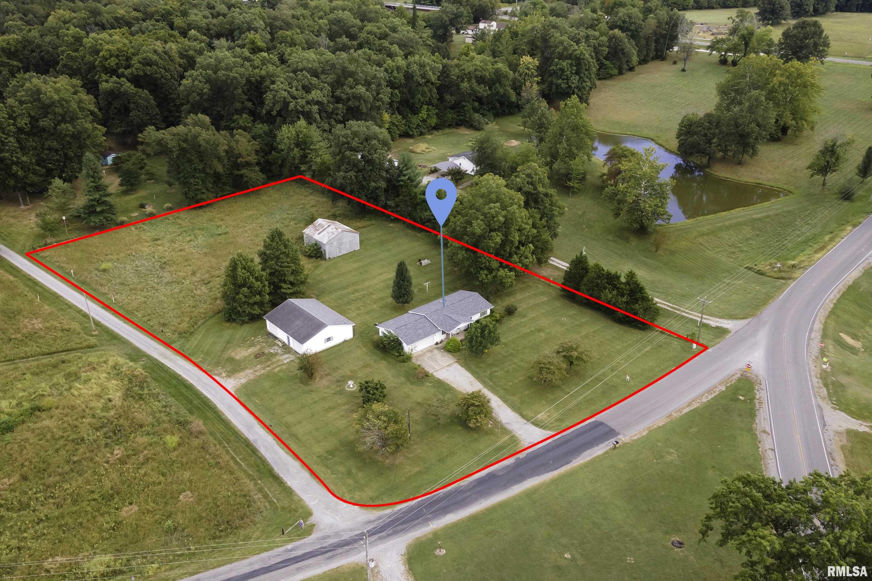 11748 Pease Road Marion, IL 62959 - Photo 3 of 19