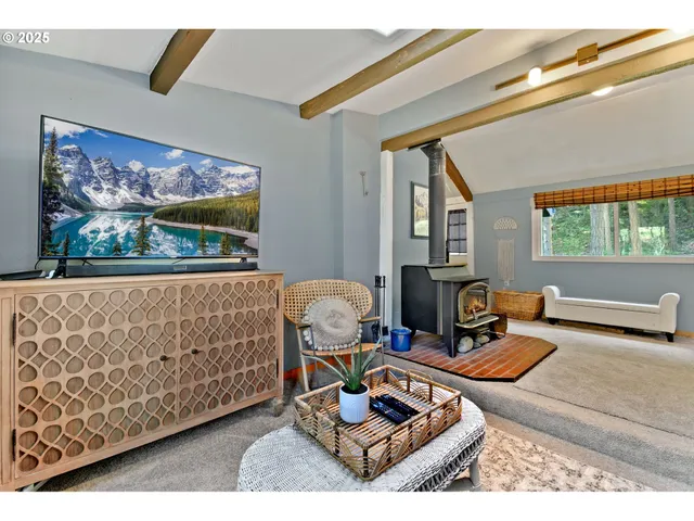 $560,000 | 625 Wilson Road, Mosier, OR 97040