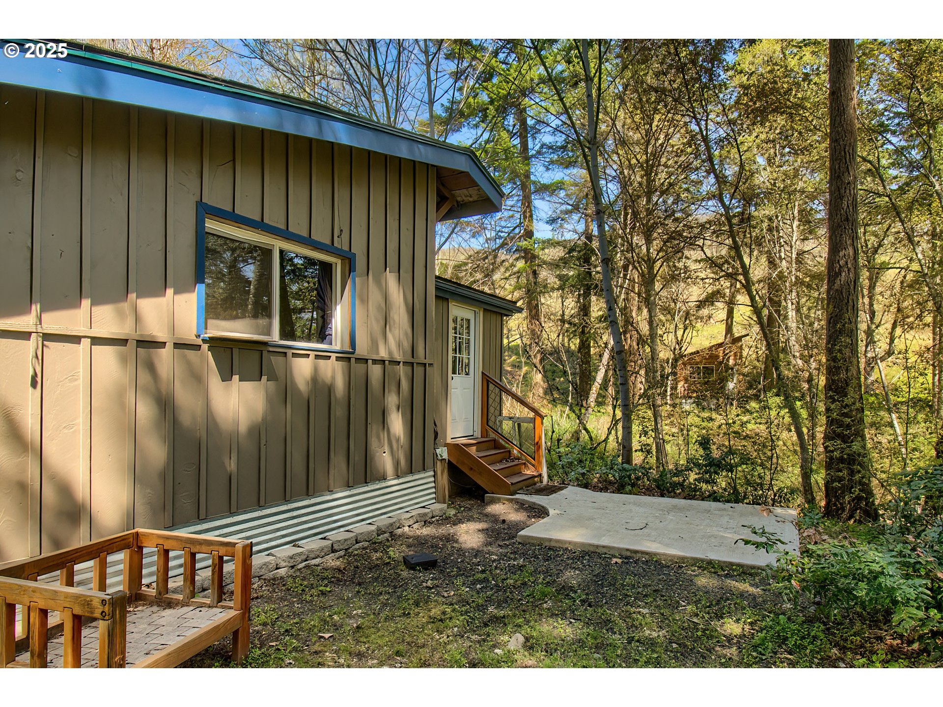 625 Wilson Road Mosier, OR 97040 - Photo 27 of 39